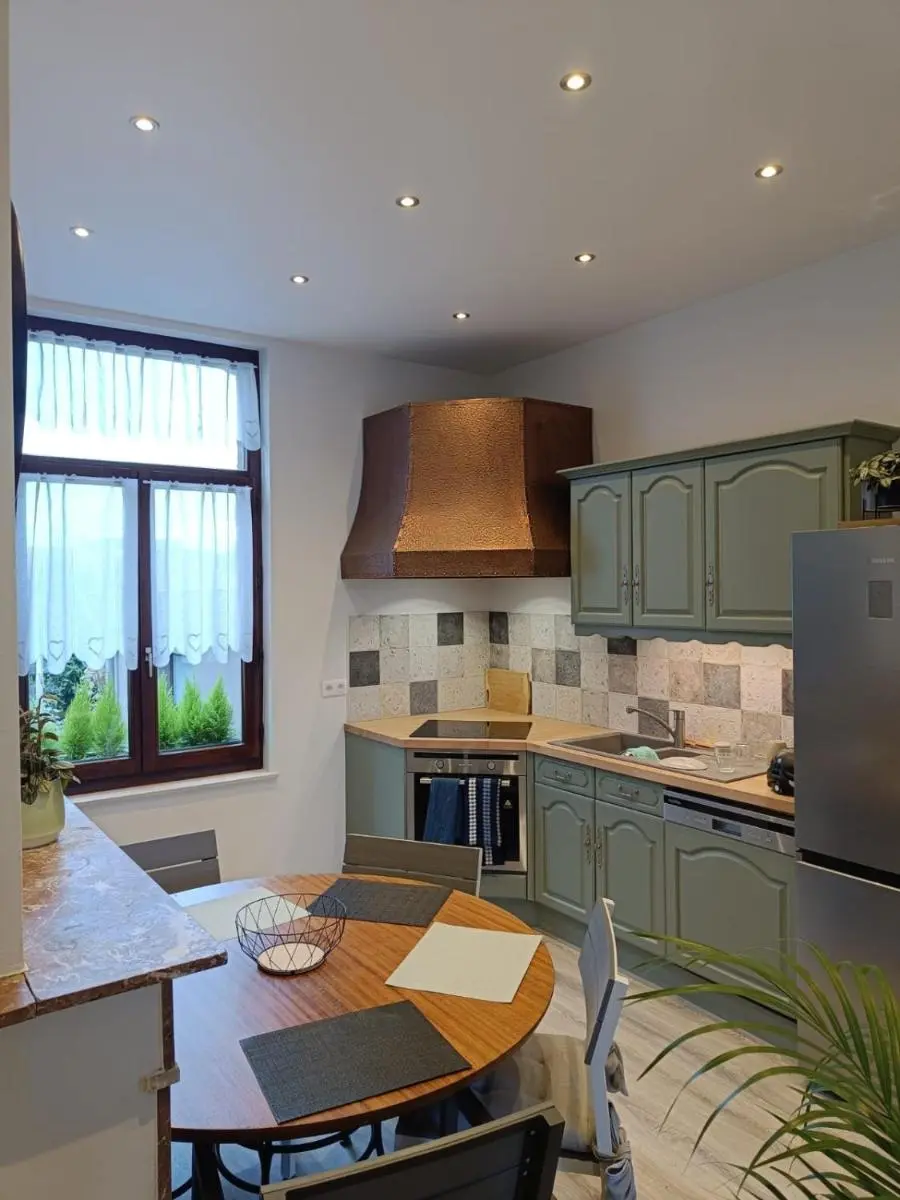 Image 3 of Modern Triplex 140m2 – 4 bedrooms, 1 living room & 2 bathrooms – 8 people in Brussels city