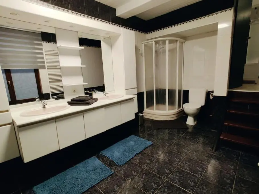 Image 2 of Modern duplex 100m2 perfect to visit Brussels