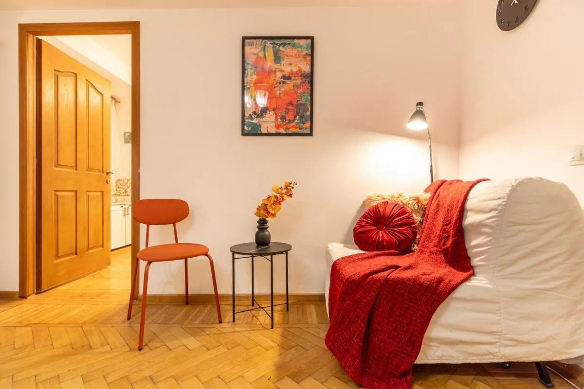 2BR Apartment at Piata Natiunilor Unite: Perfect for City Center Stays — 3