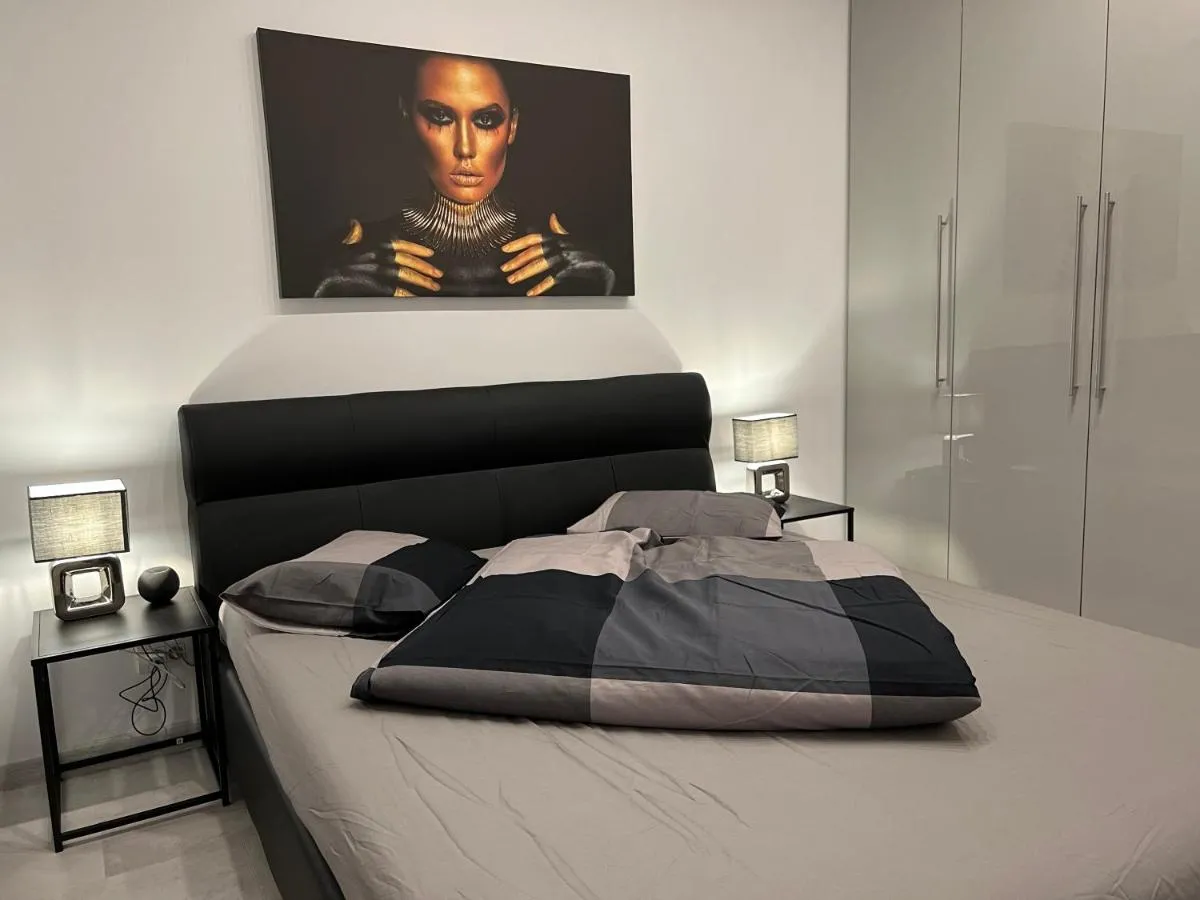3-Room Penthouse Cityview with Terrace W12+W13 — 3