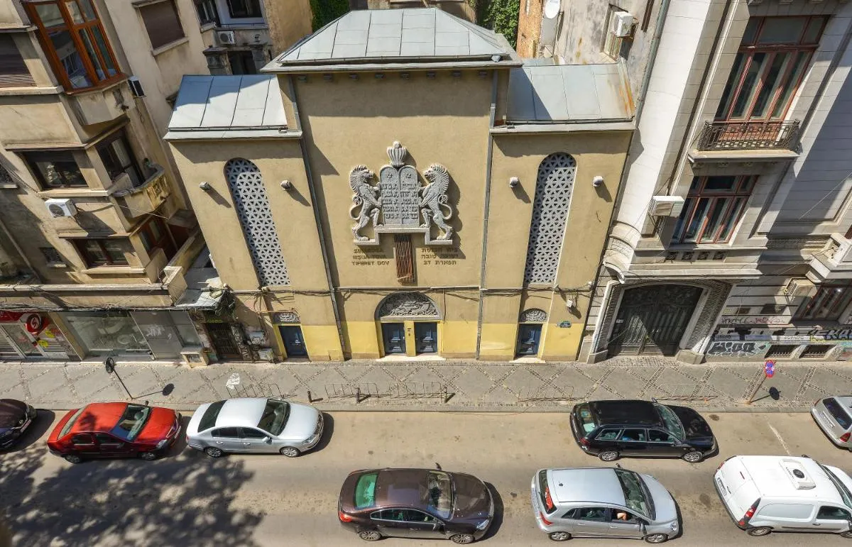 Adam and Eve Luxury Apartments – Shabbat Friendly — 3