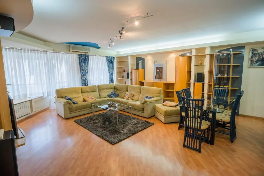 Artsy 3BR flat in Primaverii – most exlcusive area