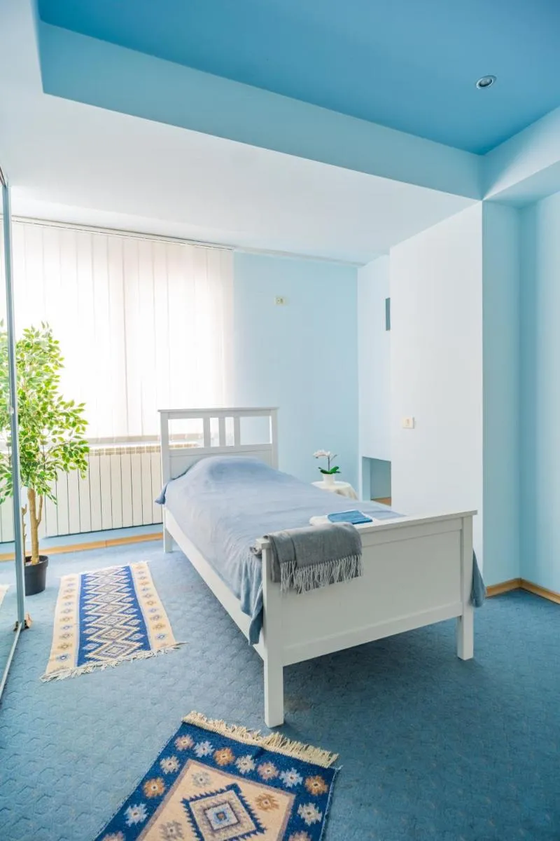 Artsy 3BR flat in Primaverii – most exlcusive area — 5