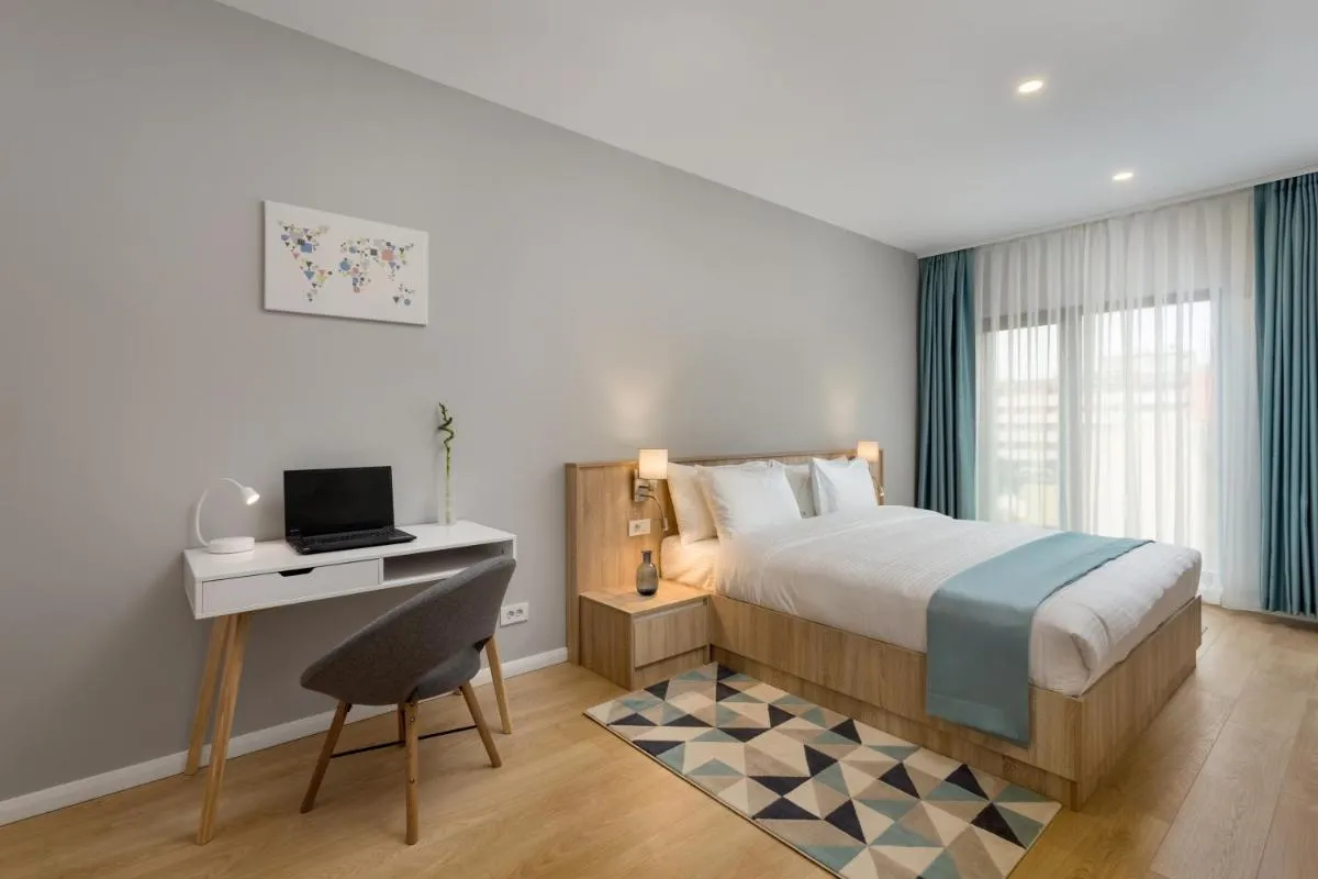 Athina Suites Hotel — 2
