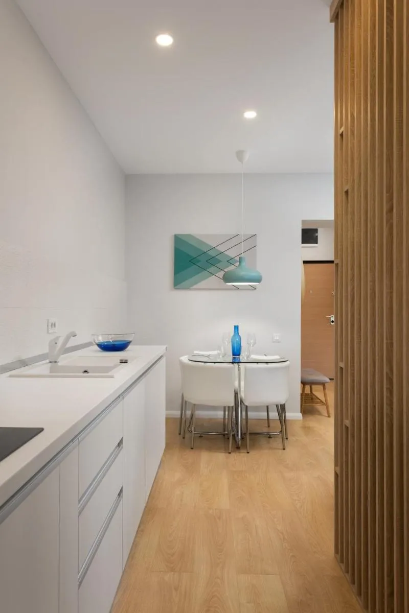 Athina Suites Hotel — 4