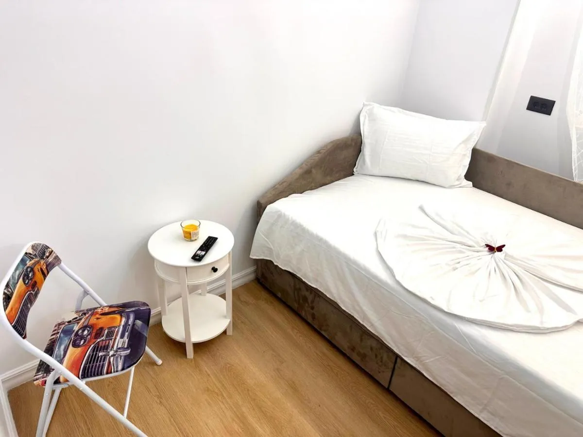BERINDEY Neoclasic apartment Universitate — 3