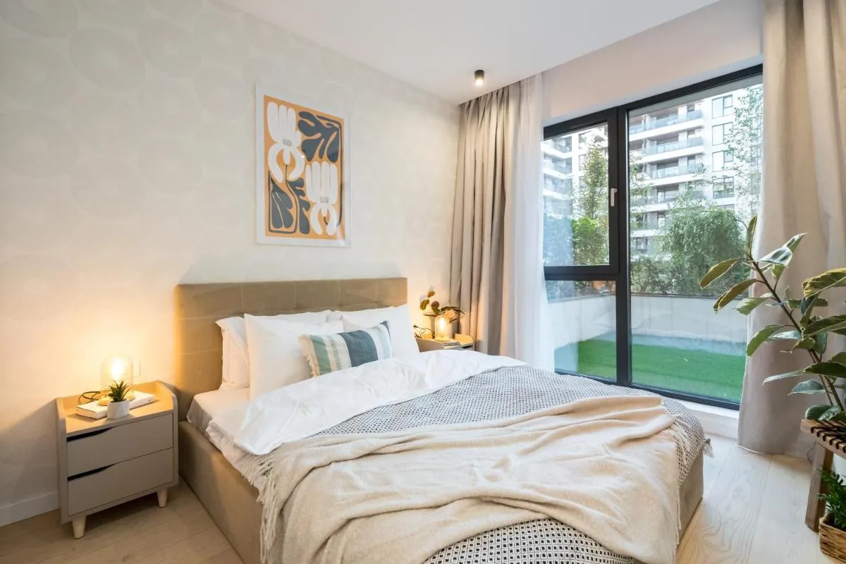 BOTANlQUE 1BR in Business Centre — 2