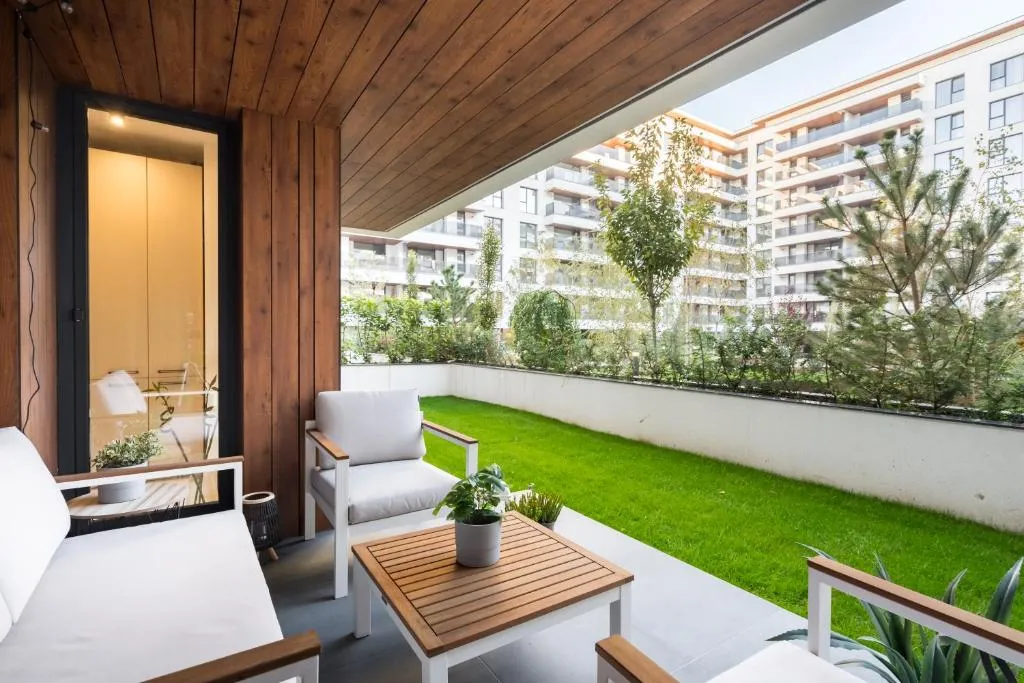 BOTANlQUE 1BR in Business Centre