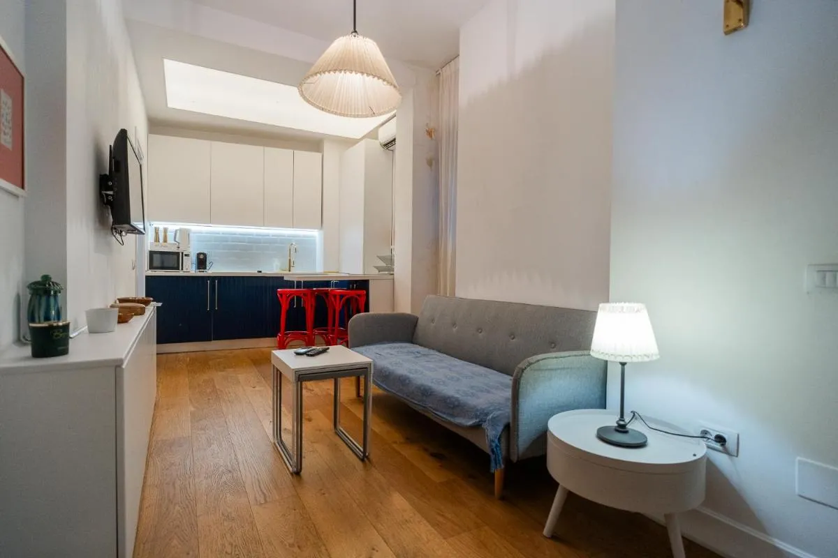 Boutique – Casa di Dolce Vita & Maison du Petit Paris — 5