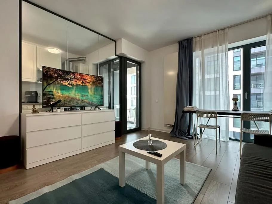 Boutique Cloud9 Pipera nearby Drpciv — 4