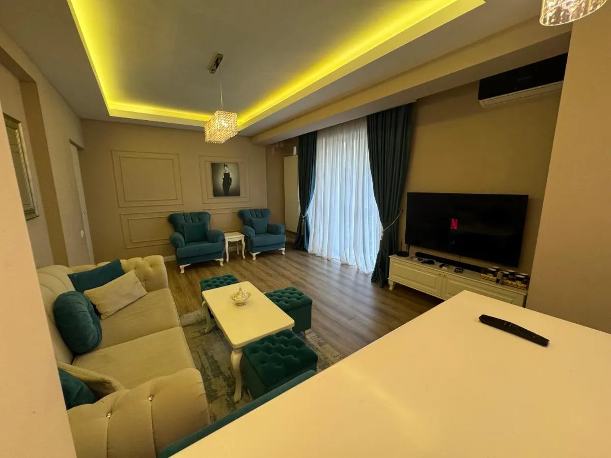 Bratu Residence — 4