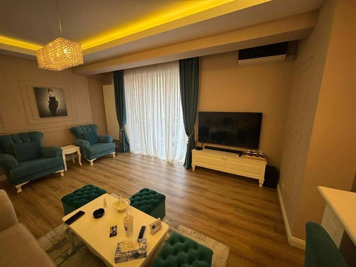 Bratu Residence — 2