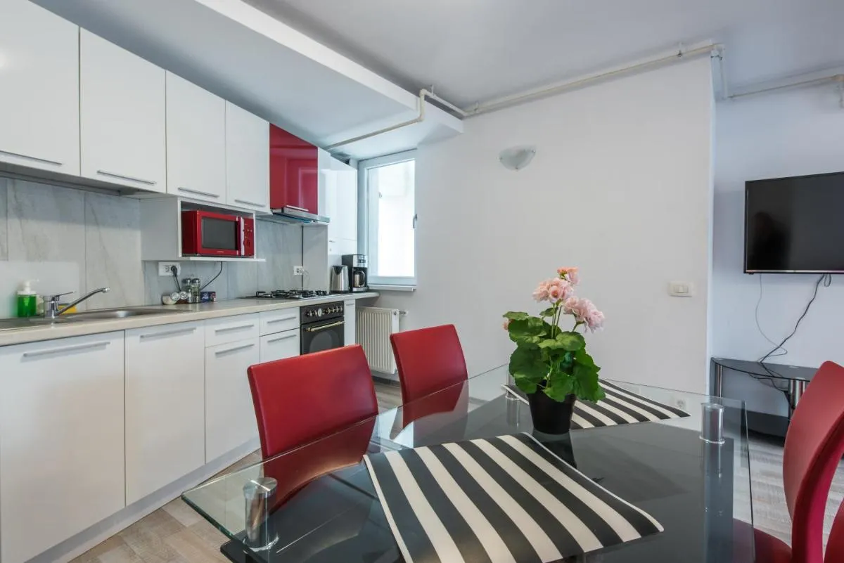 Bucharest Central Apartments – Shabbat Friendly — 3