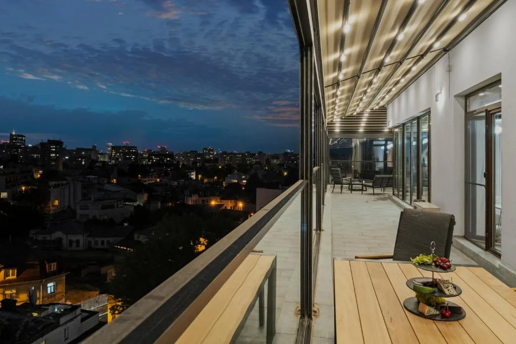 Bucharest Crown Penthouse – Spa & Vista