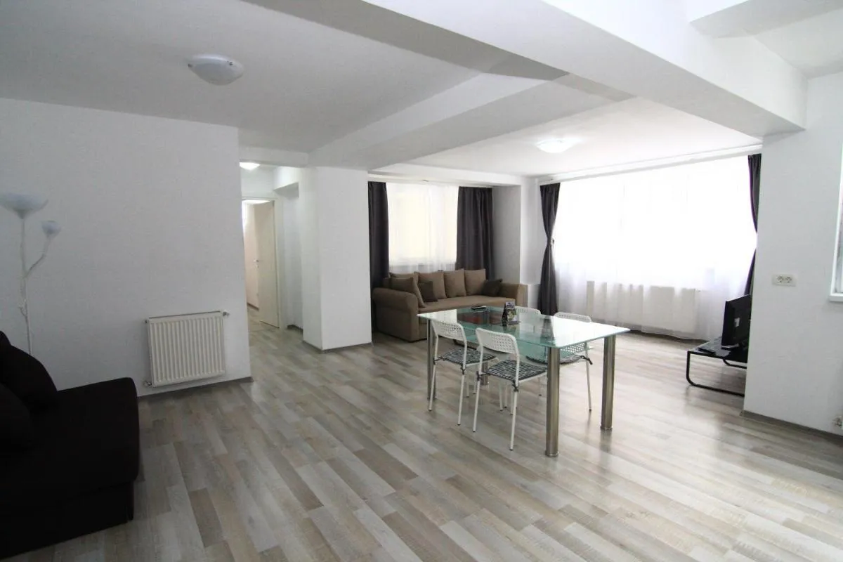 Bucharest Last Minute Accommodation — 3