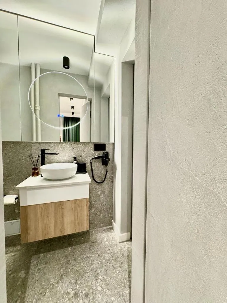 CHANTTAL Luxury – BOUTIQUE — 5
