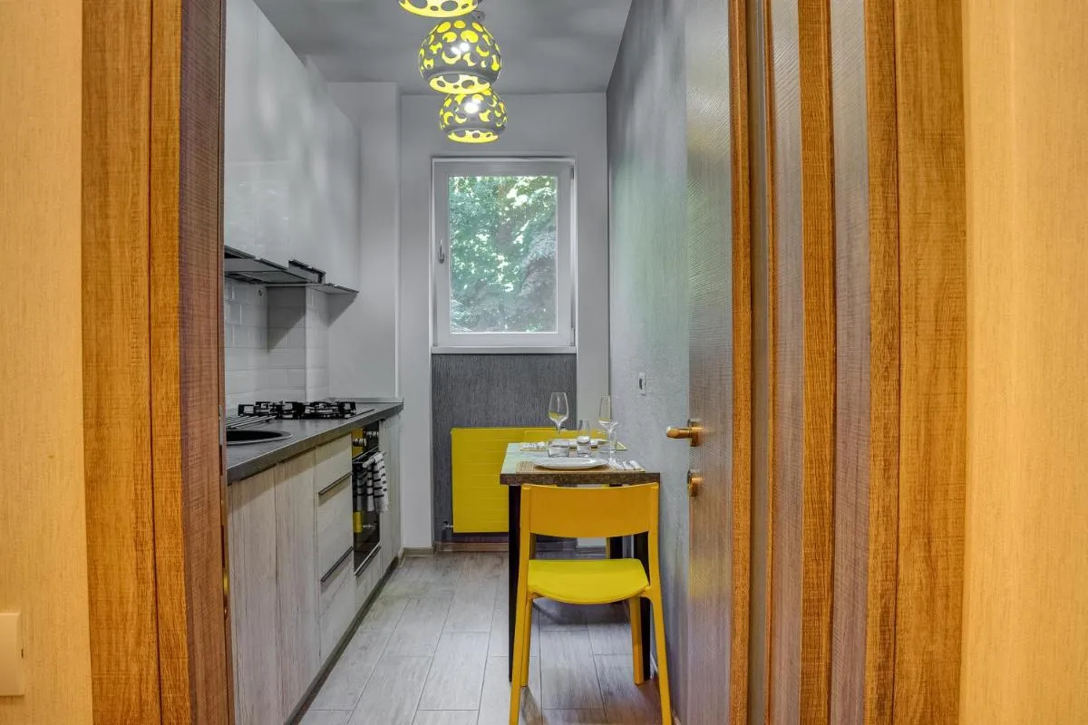 CHANTTAL Luxury – UNIVERSITY — 4