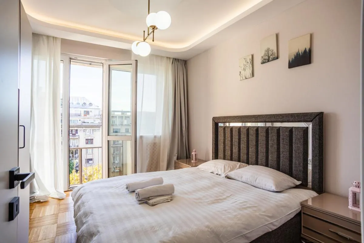 Central Accommodation on Magheru Boulevard — 2