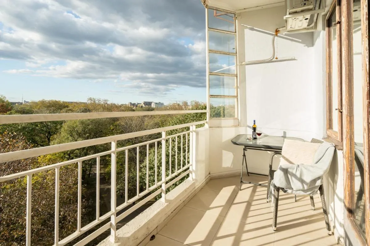 Central Family 2 Bedrooms Apartment – Park View — 4