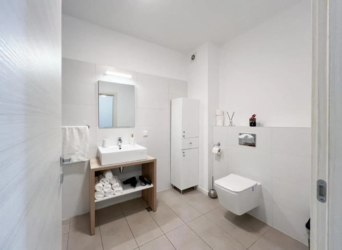 Central Luxury SOHO Unirii Old City Free minibar — 3