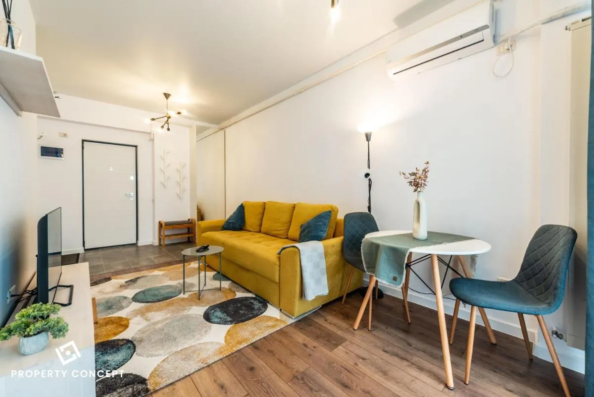 Central Residence Apartment 827 — 3