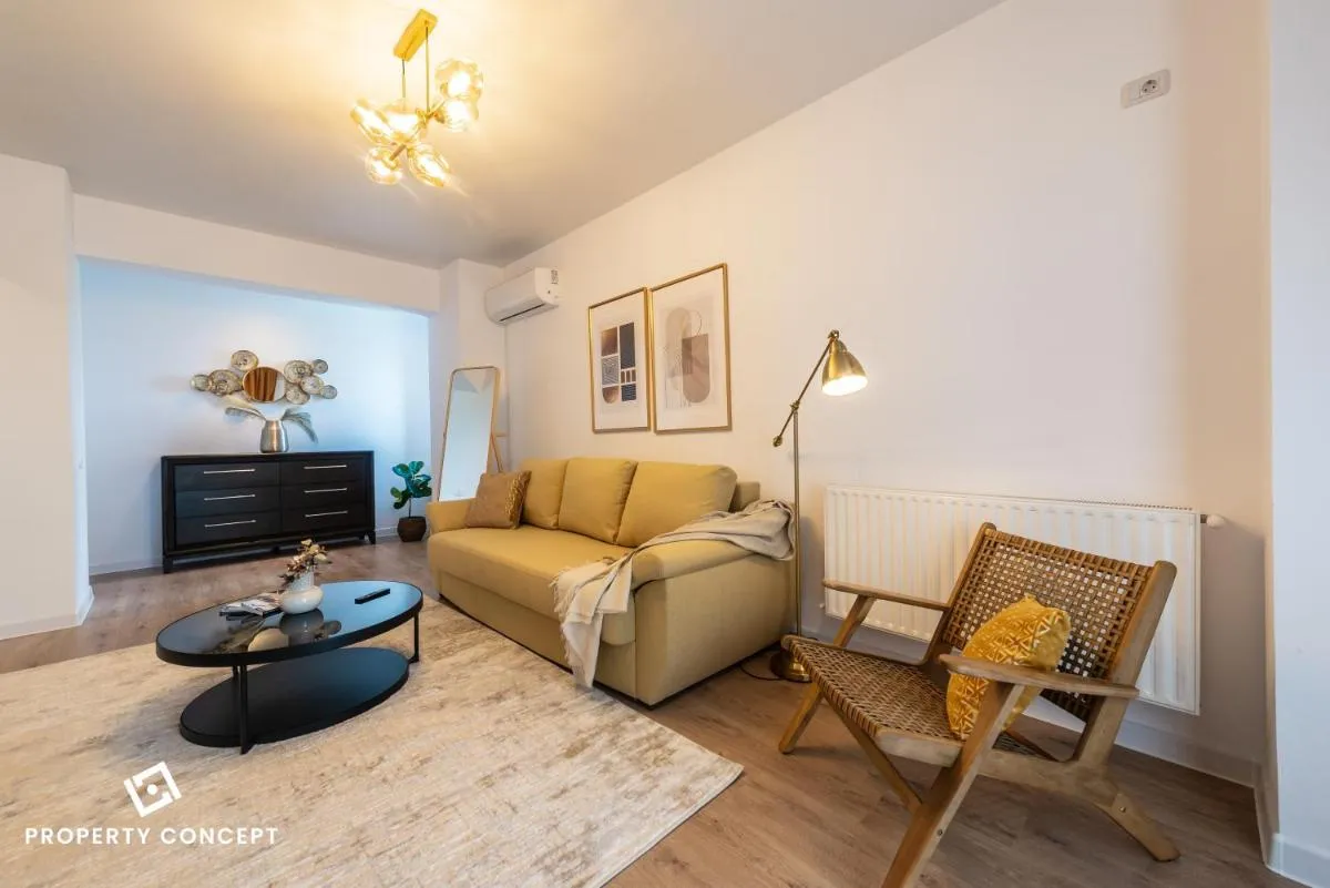 Central Spacious Apartment 1022 — 2