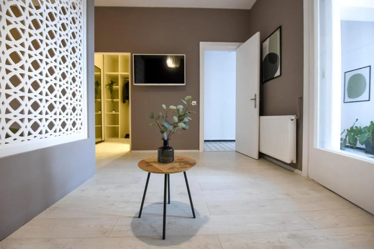 Centrally Located 1BR Retreat near Sala Palatului — 4