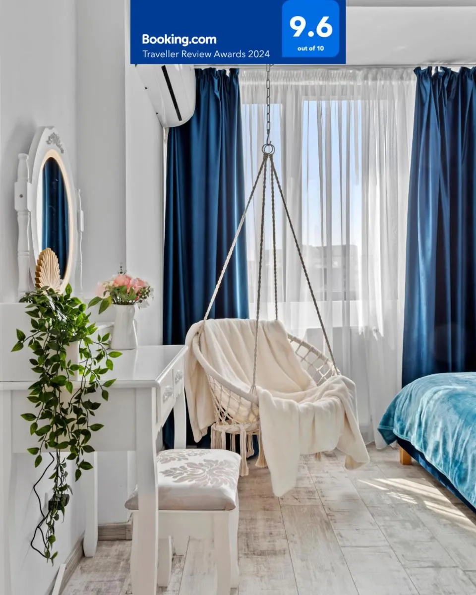 Cozy Special City Center – Old Town Apartment with terrace — 4