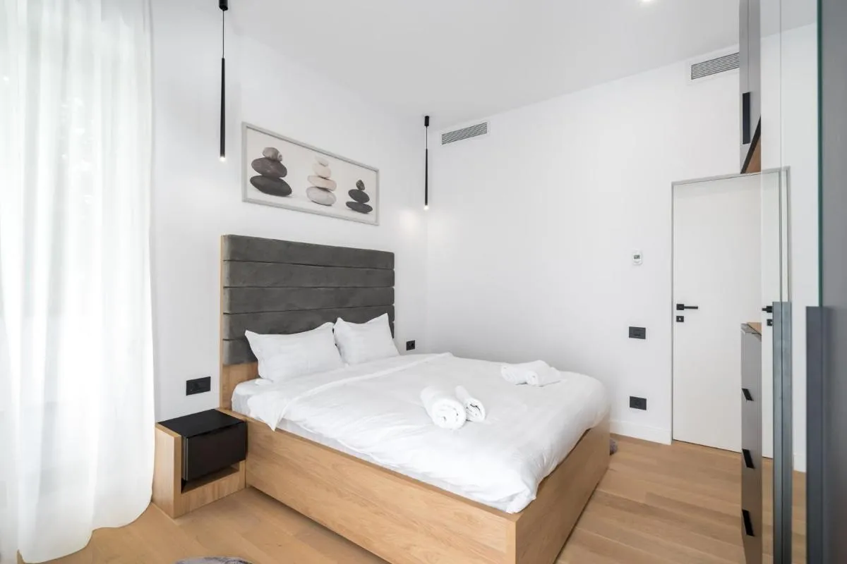 Eden I Rosetty Luxury I Moșilor — 2