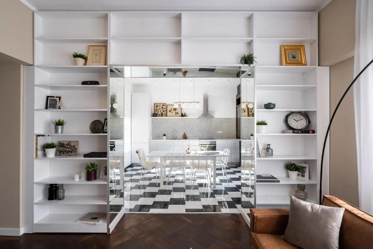 Elegant Two Bedrooms Apartment — 4