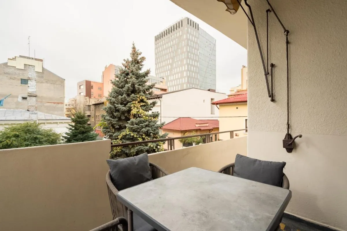 Esop I Dorobanți — 5