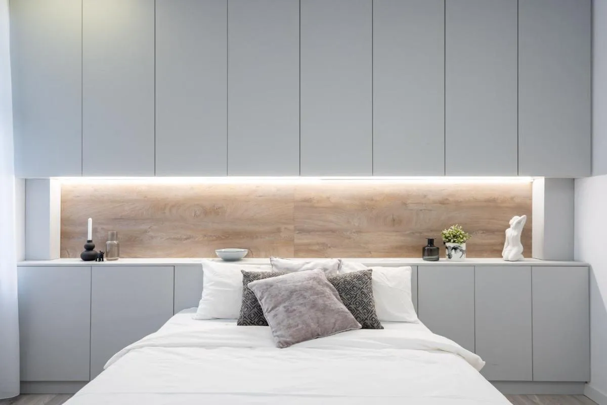 FOUR Bedroom Apartment, Old Town Bucharest — 2
