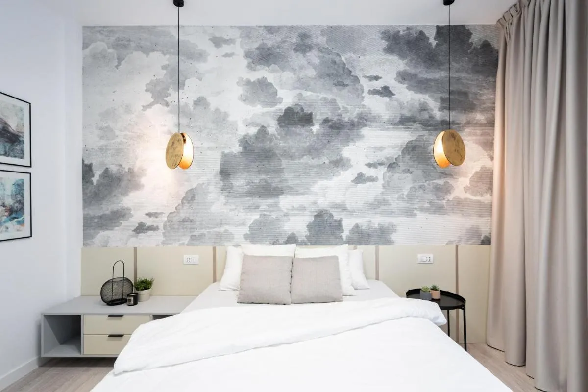 FOUR Bedroom Apartment, Old Town Bucharest — 3