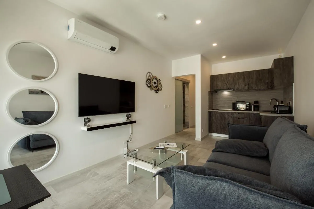 Fancy Penthouse Studio with Lakeview W10 — 3