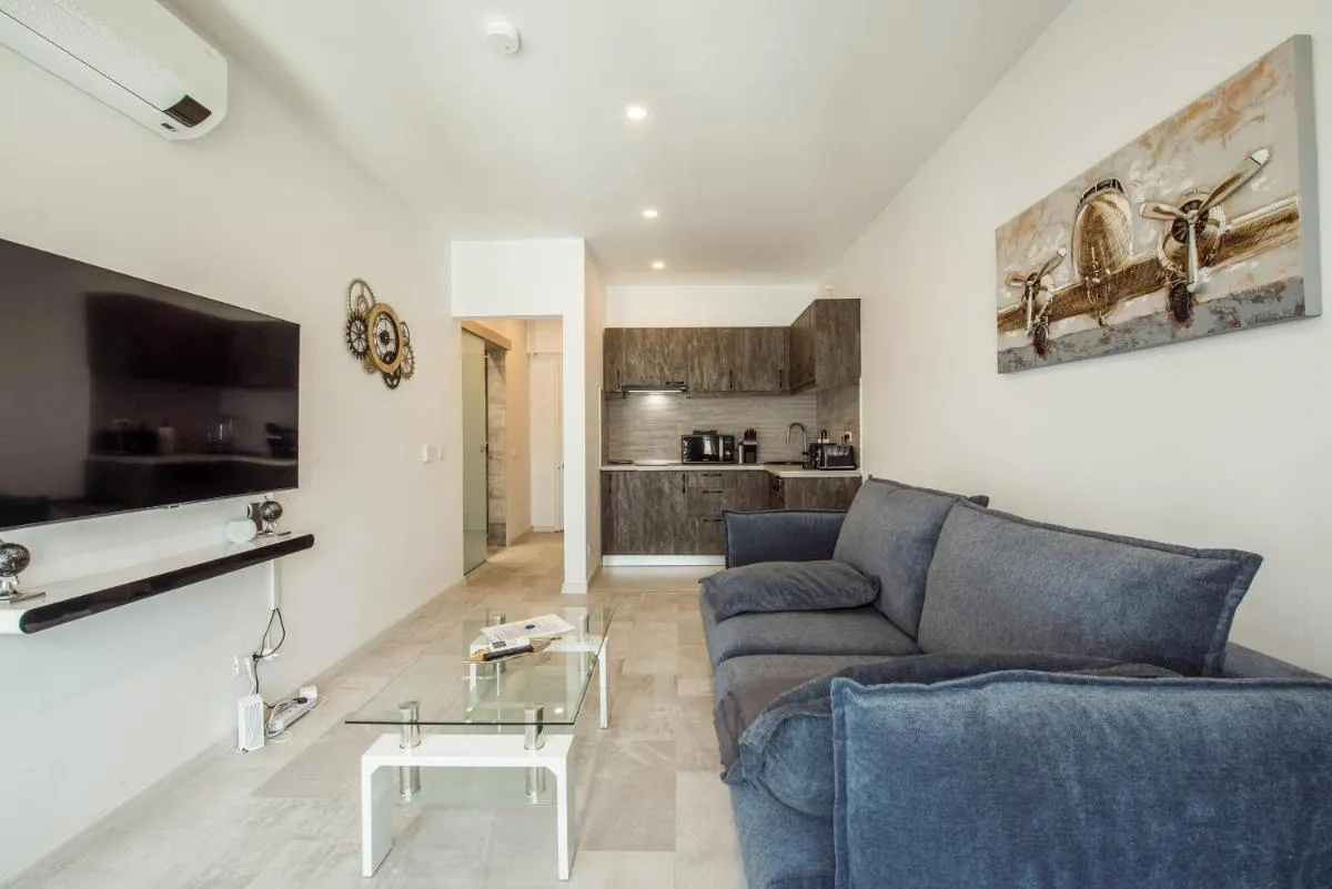 Fancy Penthouse Studio with Lakeview W10 — 2