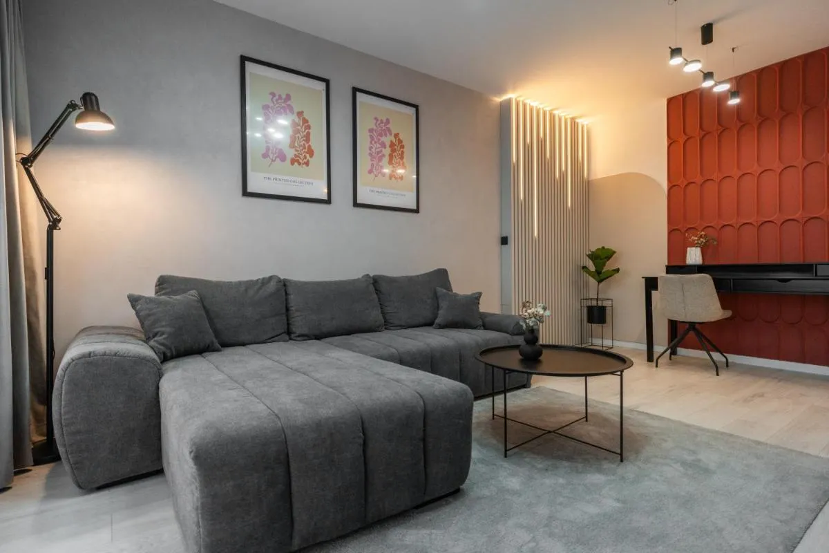 Foisorului Brand New Apartment with Huge Balcony — 2