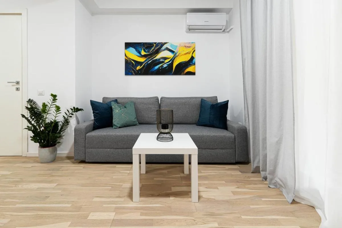 Gabi – Chic Apt with Parking close to Veranda Mall — 2