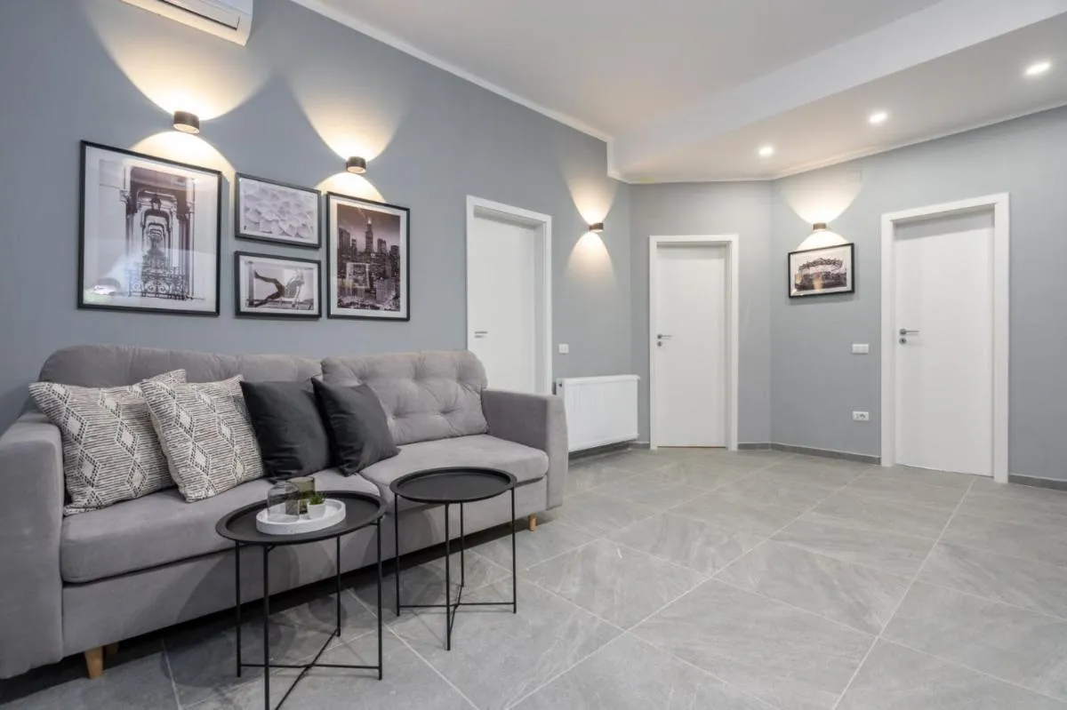 Gorgeous Apartament with View in Piata Universitatii — 2