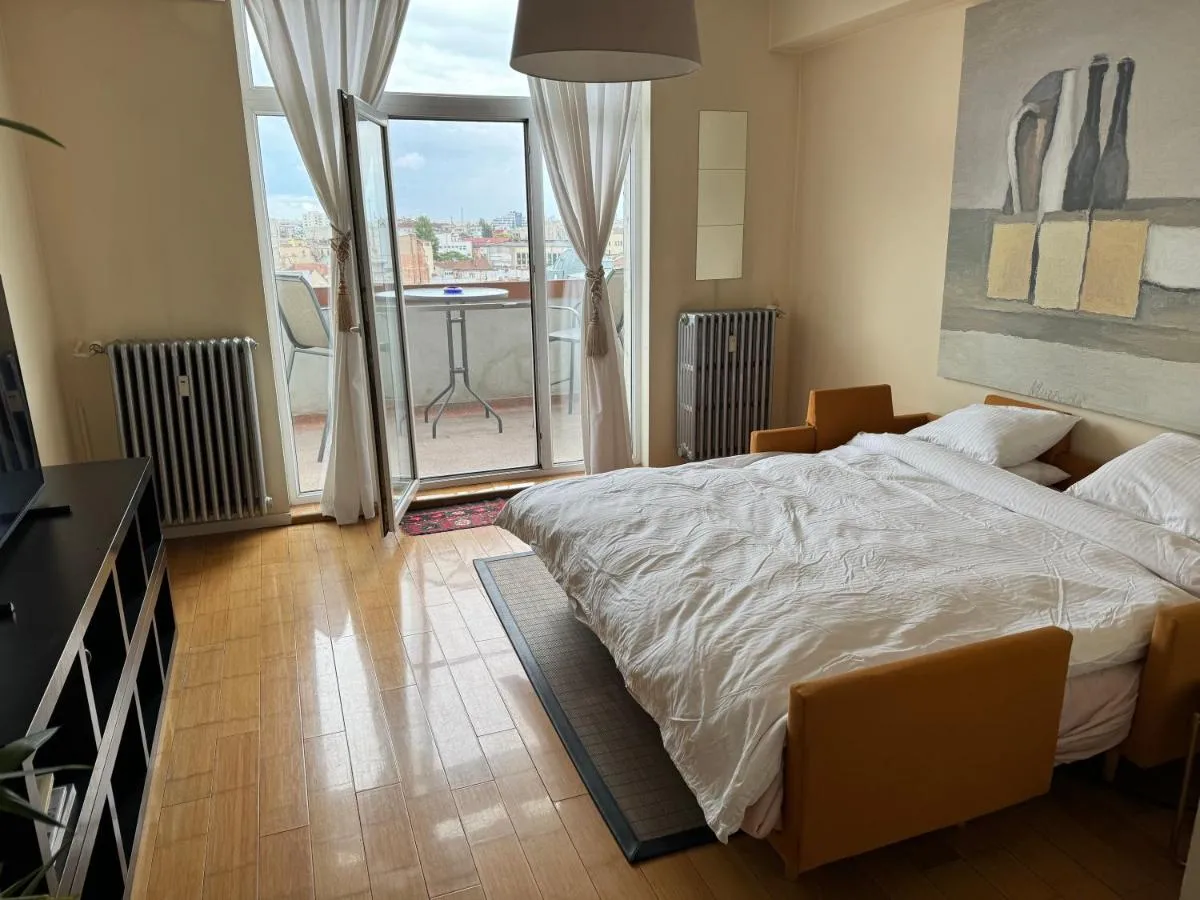 Great View Apartment in the Center of the City — 2