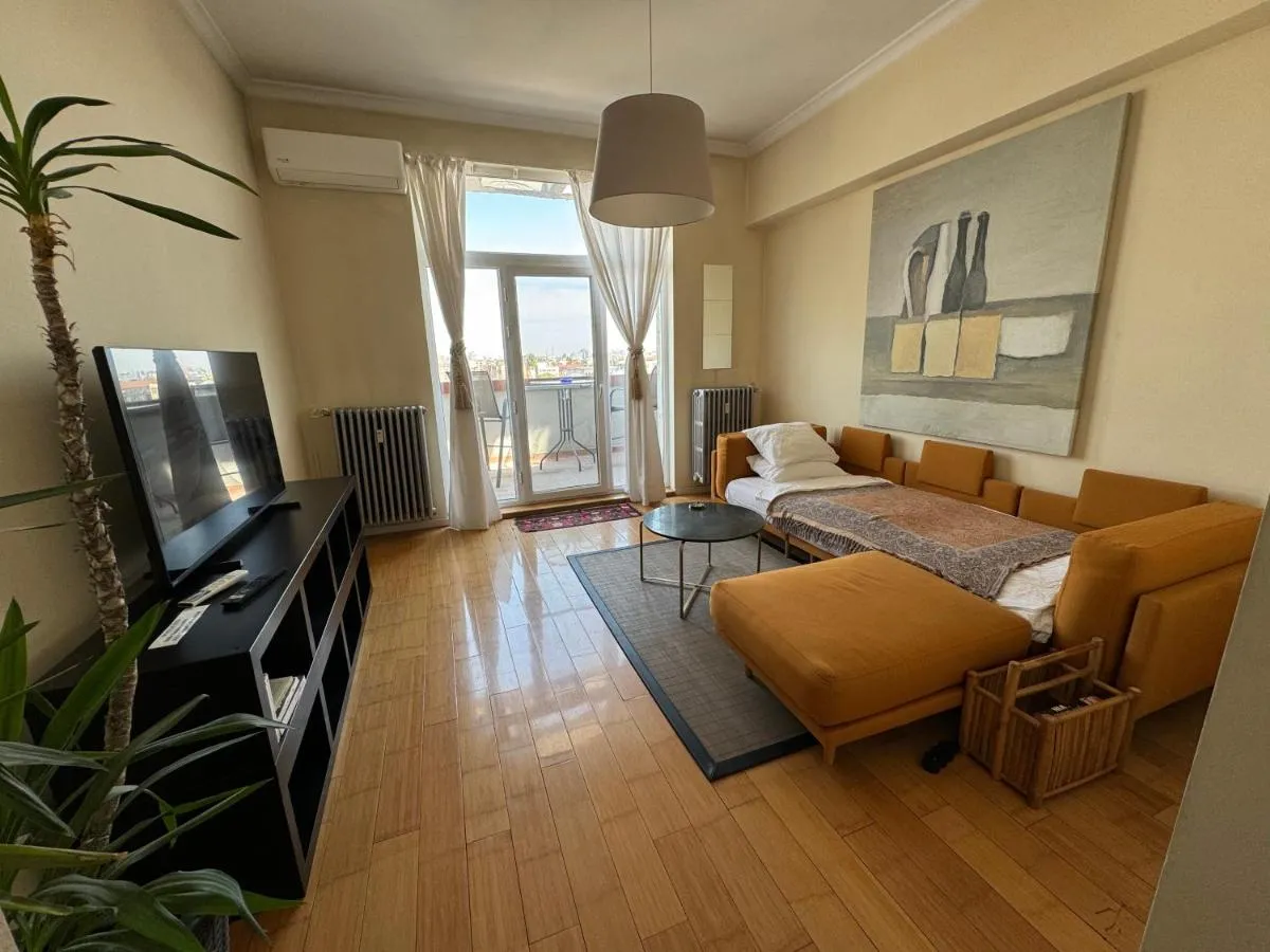 Great View Apartment in the Center of the City — 5