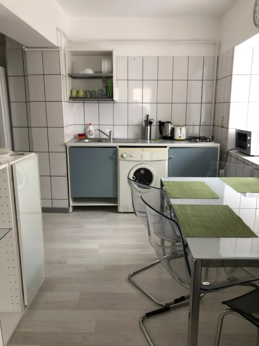 Green Apartment — 3