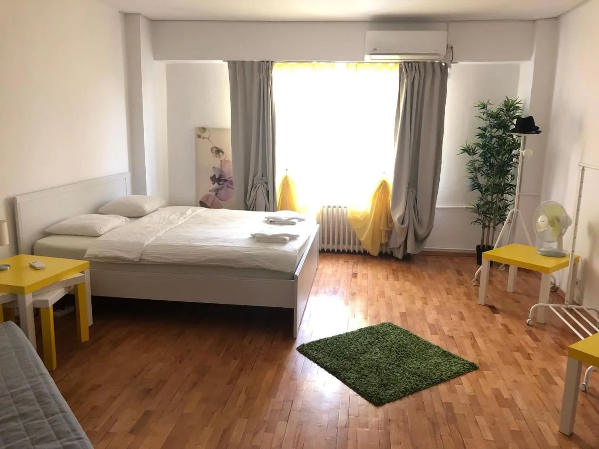 Green Apartment 3 — 2