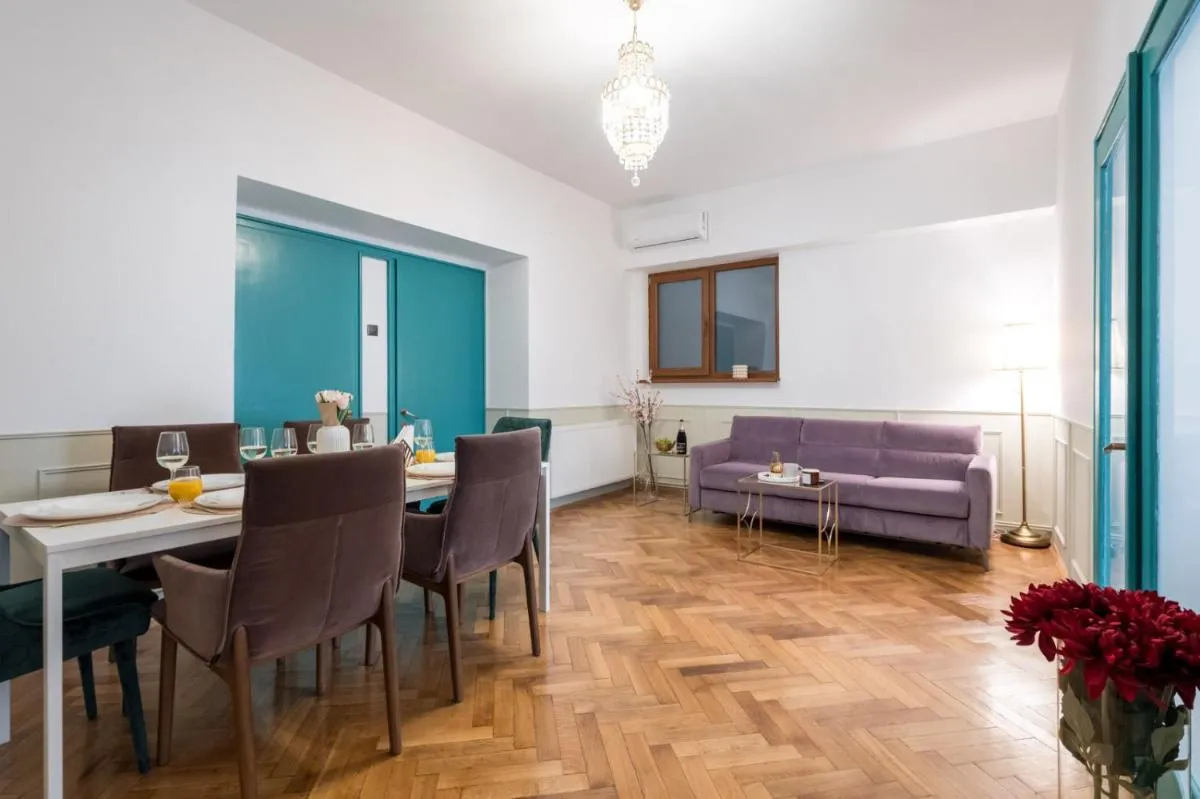HIGHLINE DOWNTOWN Residences 6 Persons Family Apartment — 3