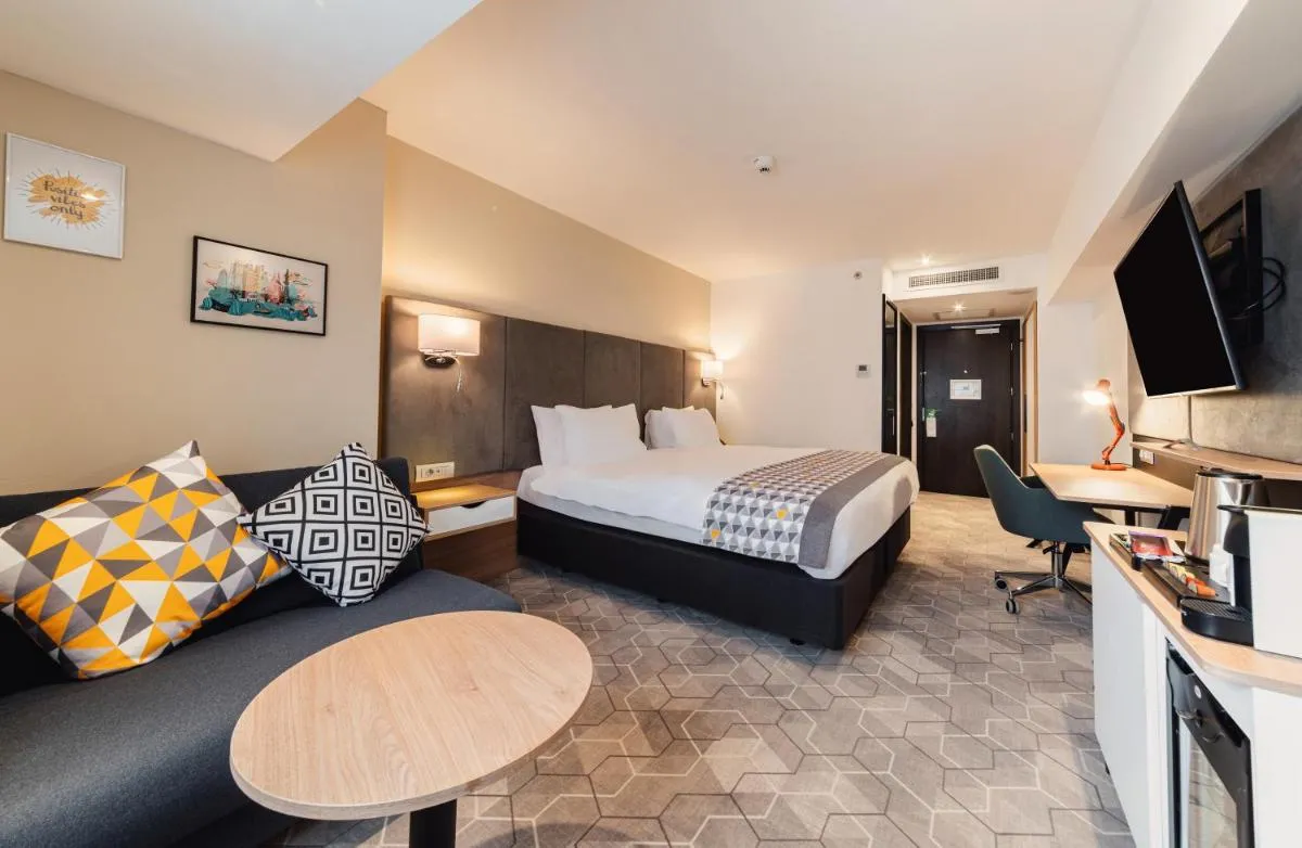 Holiday Inn Bucharest – Times, an IHG Hotel — 4