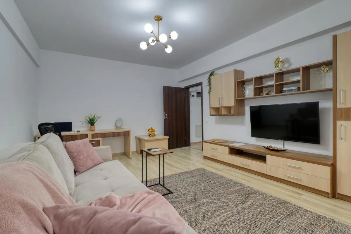Homie Grand Apartment – Private Parking – Self Check-In — 2