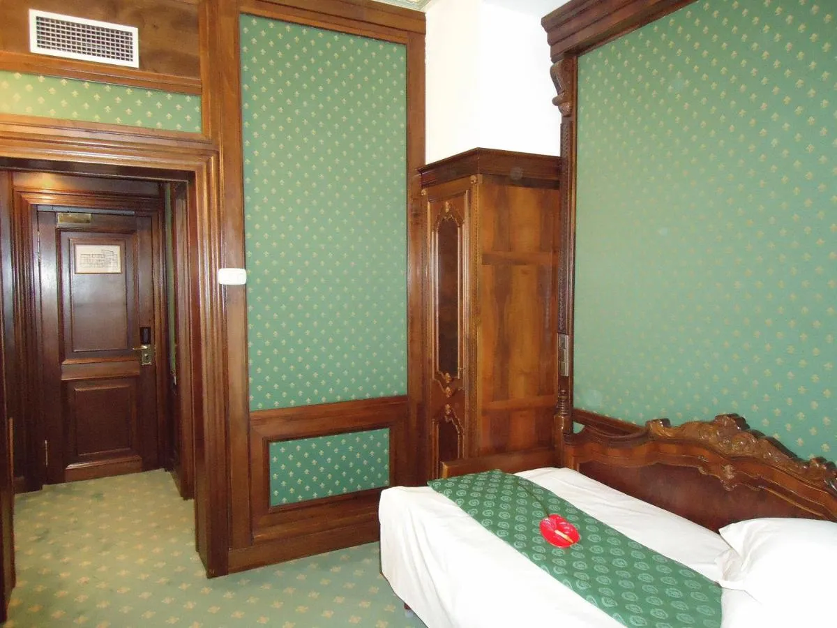 Hotel Casa Capsa — 2