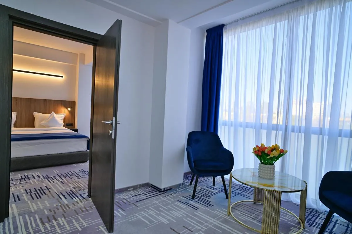 Hotel Sir Royal — 3