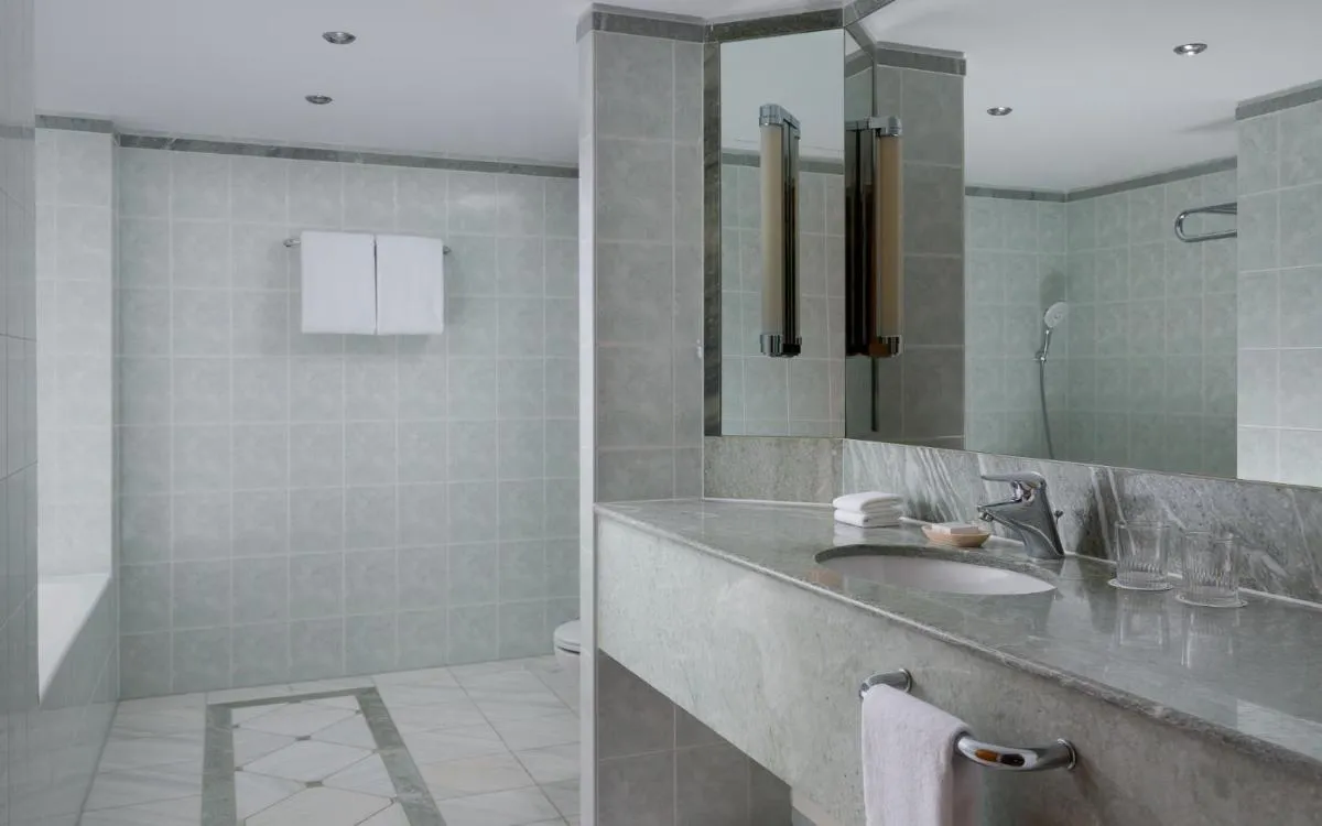 JW Marriott Bucharest Grand Hotel — 5