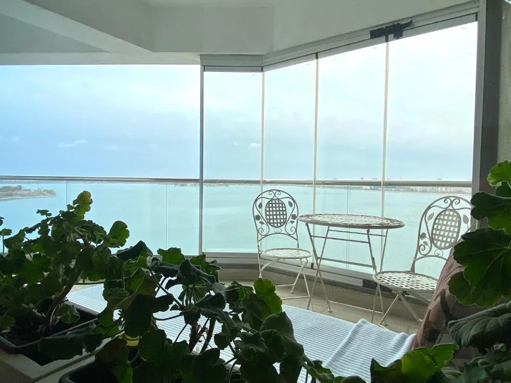 Lake House – Bucuresti