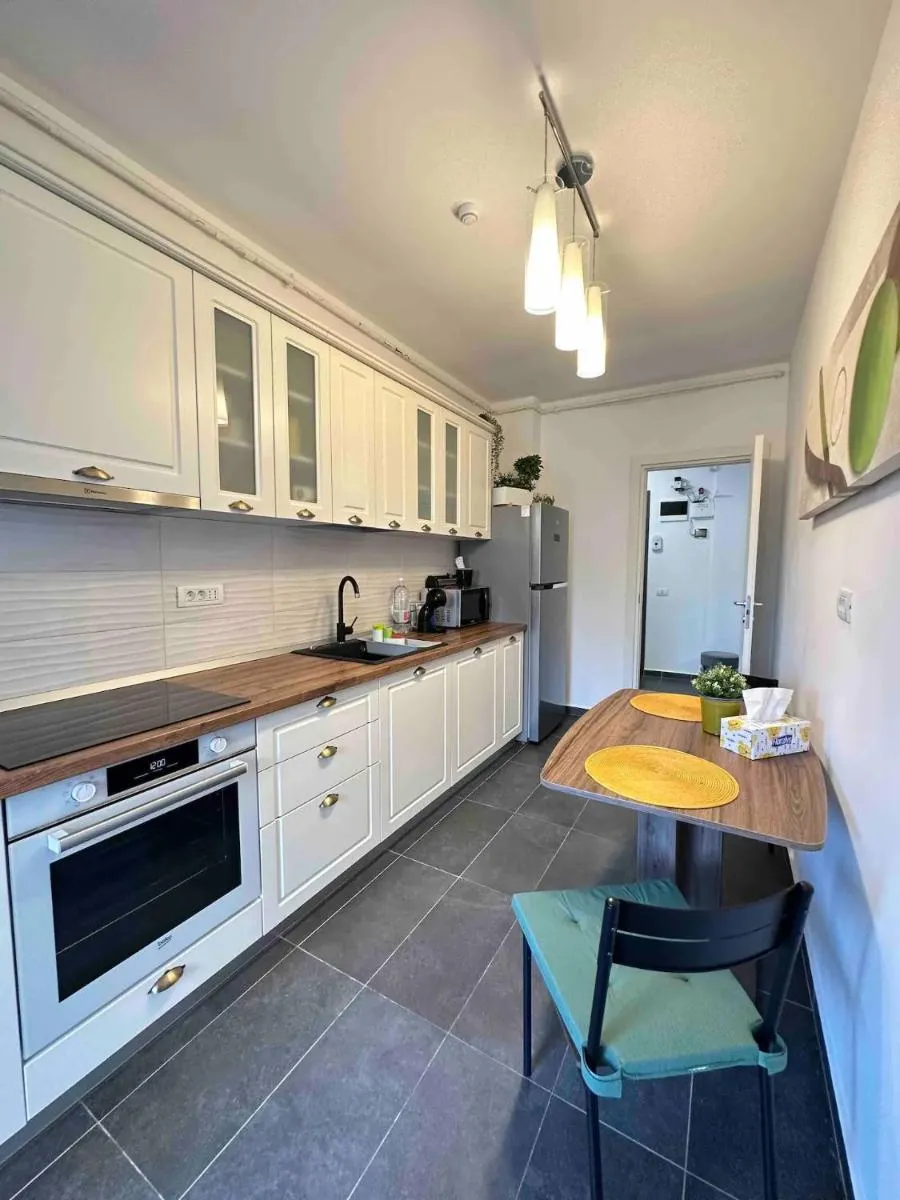 Lazo Two Room- Luxury Apartment — 5